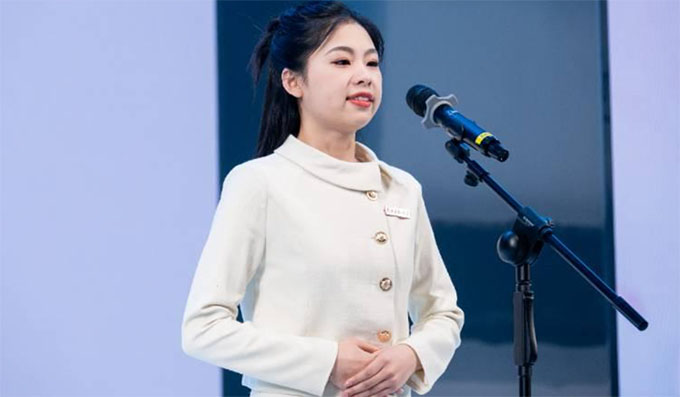第30届“芳菲之歌”优秀女生报告会举行
