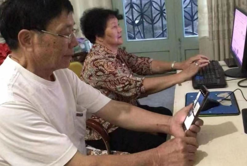 ɽѧѧԺСŶӸ㽭ݿչϻ񡱹־Ը