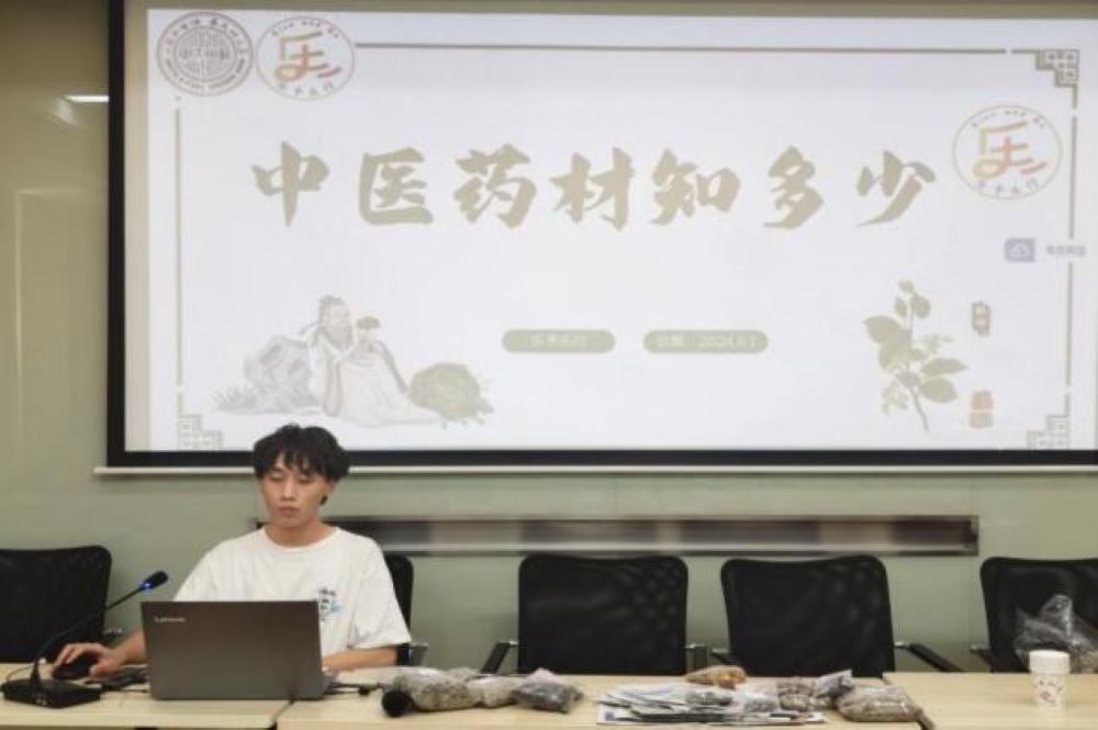 “救”在我心,健康同行-博爱星火项目传递爱与健康