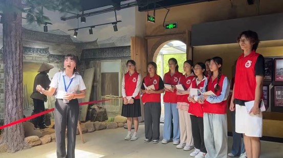 泉师学子传承长征精神,坚定走好新时代“长征路”