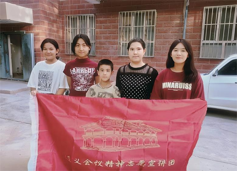齐风颂红丨剧情演绎诉说红色故事,双语宣讲彰显特色融合