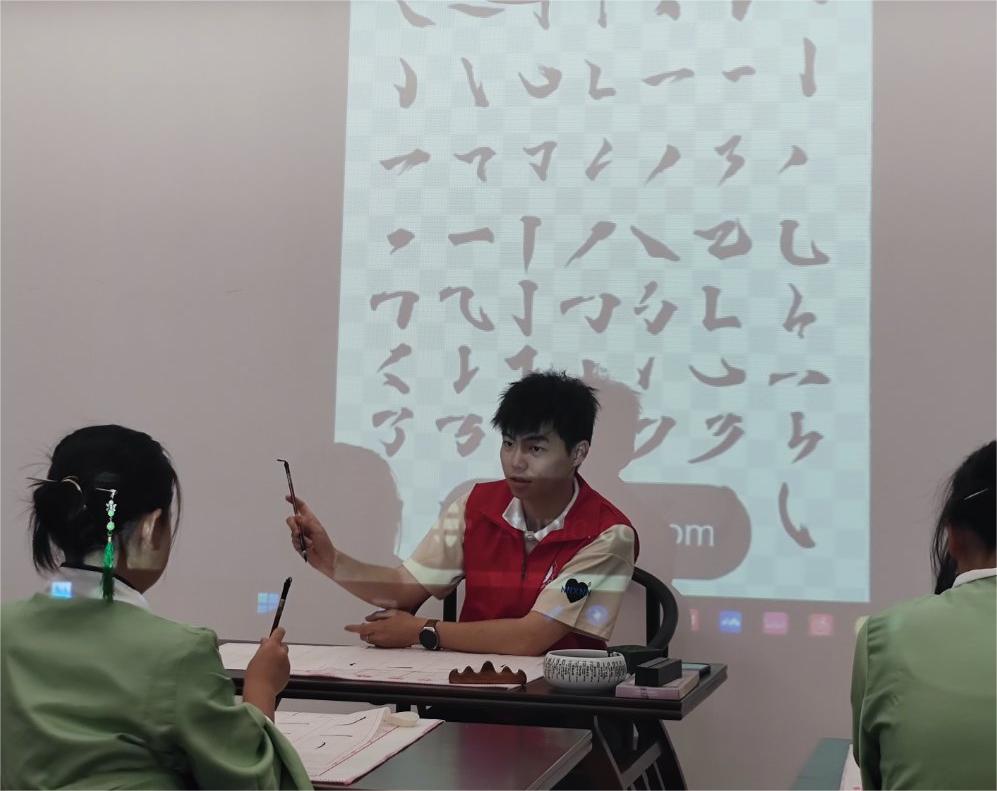߽л Ʒζī