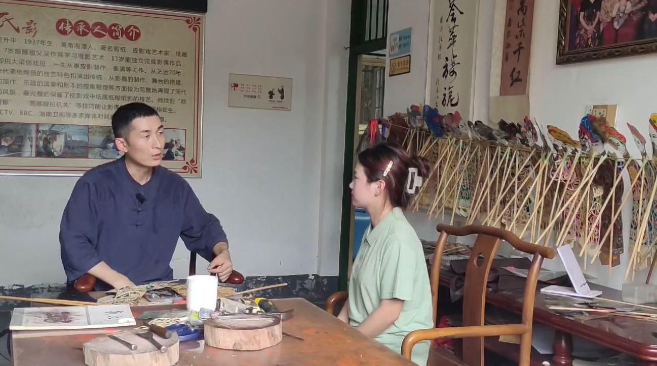 匠心独运织光影,千年纸艺传古今