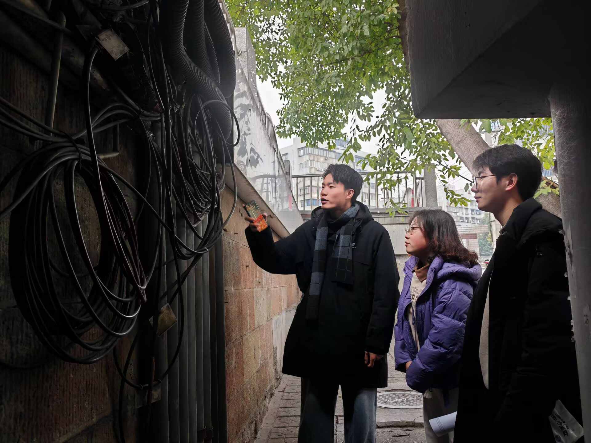 智慧监测技术助力城市安全建设,柒壹肆科技(四川)有限公司下的智感数采先锋团队引领创新