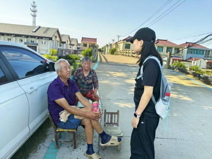 �ƽ����κ���̬����з����