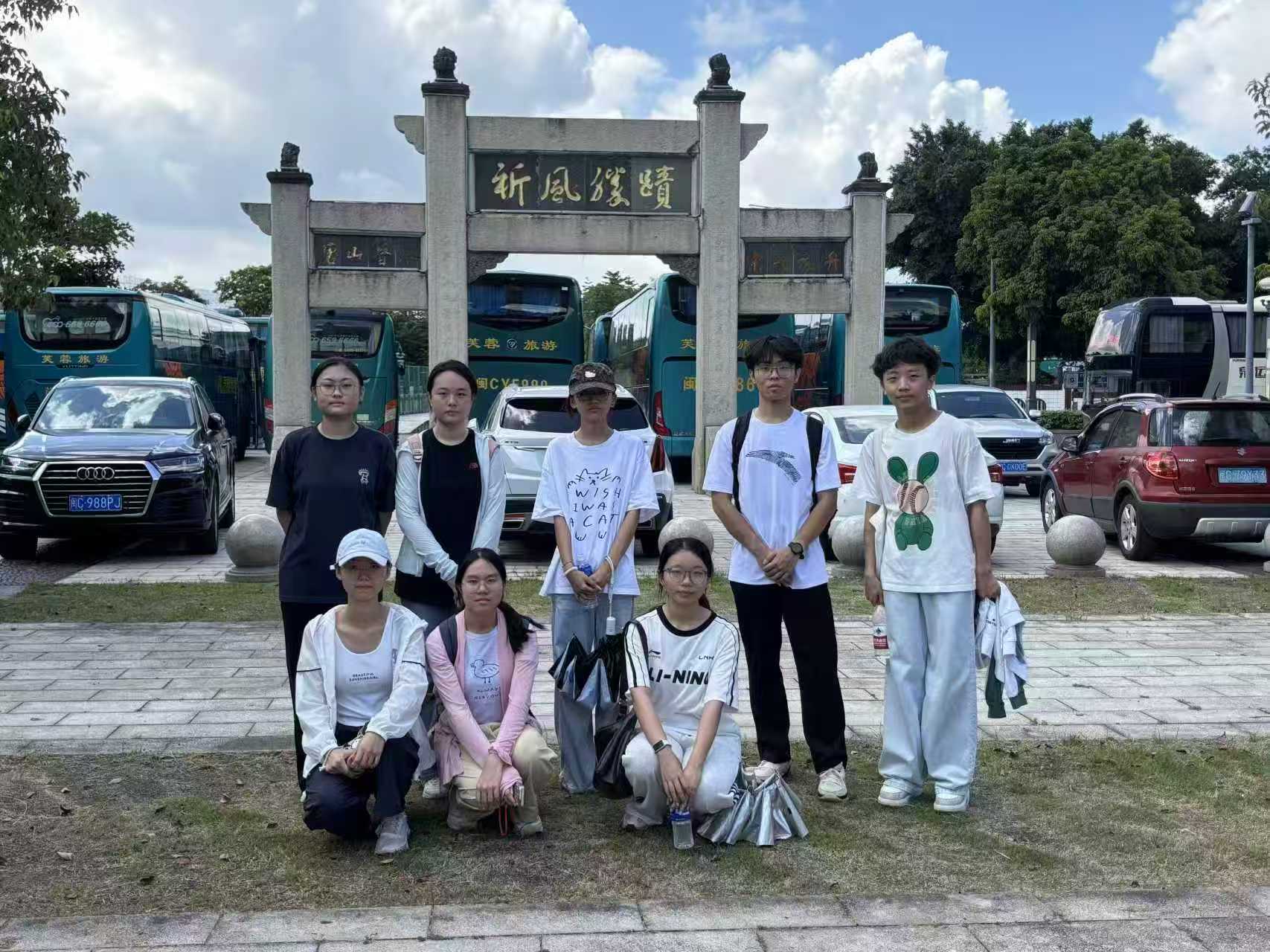 ̽��ǧ��ʯ������Ļ�����|���ȴ�ѧ��ʯ�Ϻ�˿���ĳйŽ�ʵ���ţ�����ʯͷ���̲��Ź��ϵĺ�˿��ʷ����
