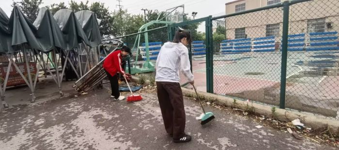 ��ɨС�������գ��ഺʵ�����·�