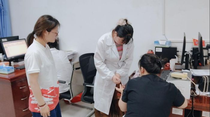 ����ľ��ѧʳƷ��ѧ�빤��ѧԺ����͡��⣬��滤����ʵ���ſ�չ���������ߺ�ʮ�ּ�����������